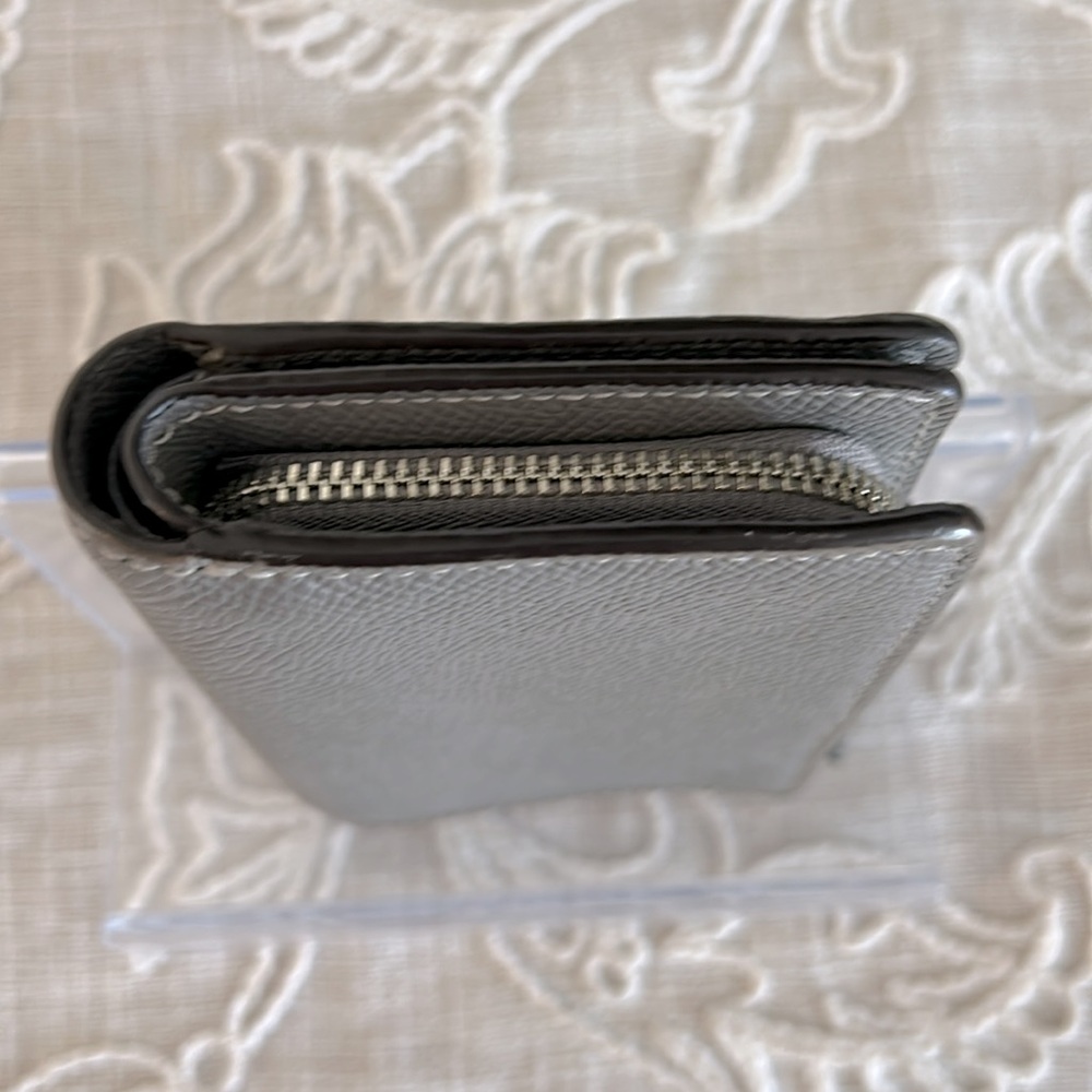 Coach Crossgrain Leather Medium Grey Bifold Wallet - Picture 5 of 15